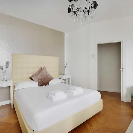 - 2br 4p - Champs-elysees Apartmán